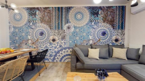 Motley Luxury Apartment by Estia